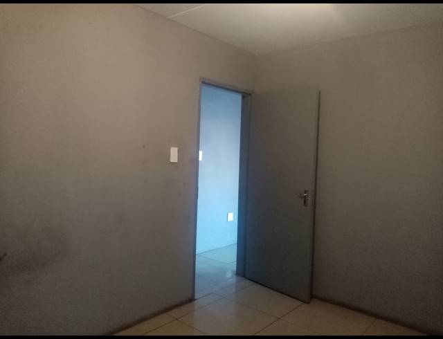 2 BEDROOM FLAT FOR SALE IN DEVON